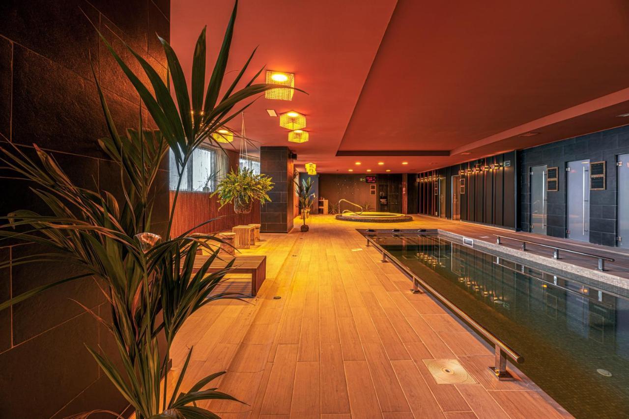 Hotel Melia Valenza Esterno foto
