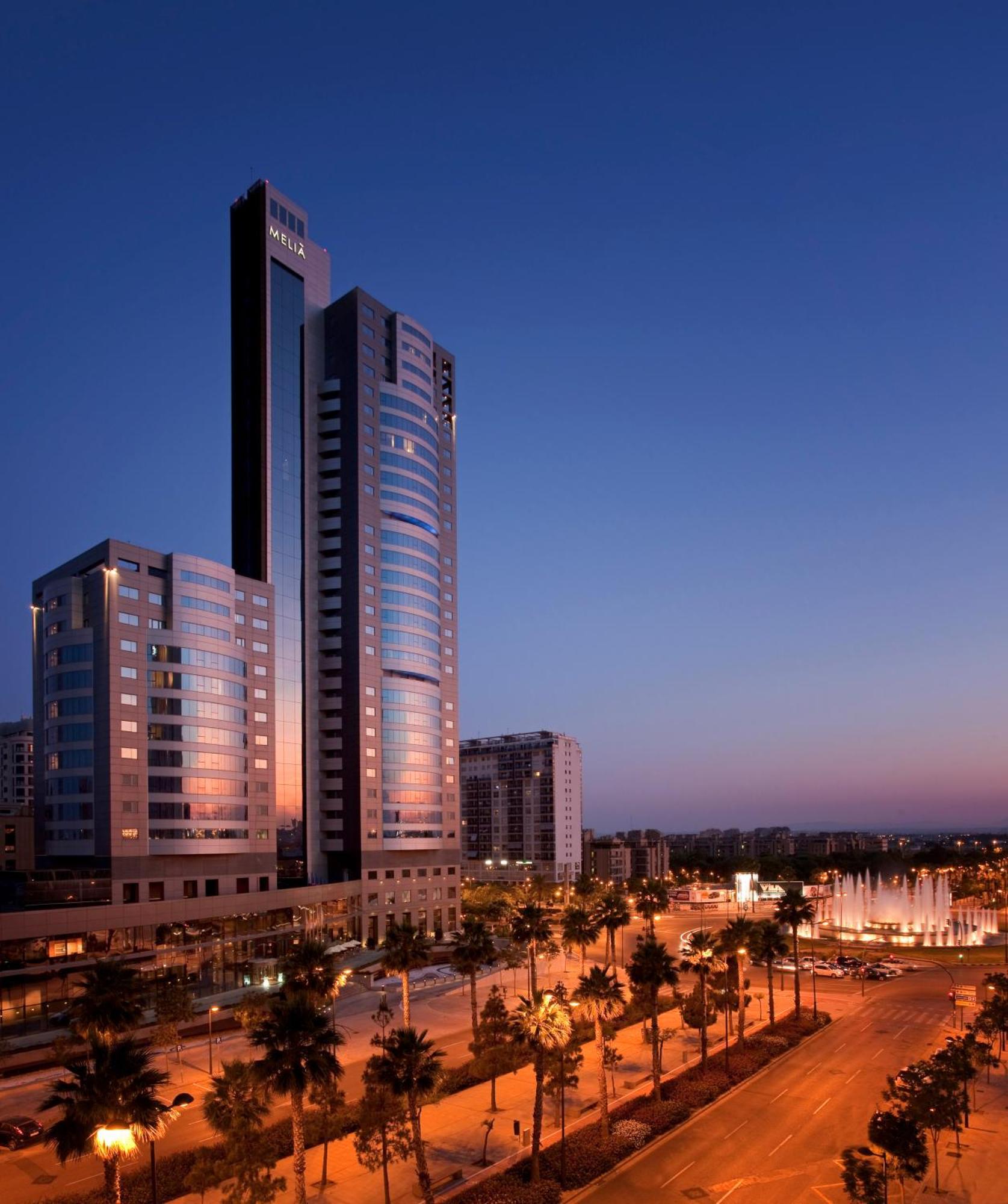 Hotel Melia Valenza Esterno foto